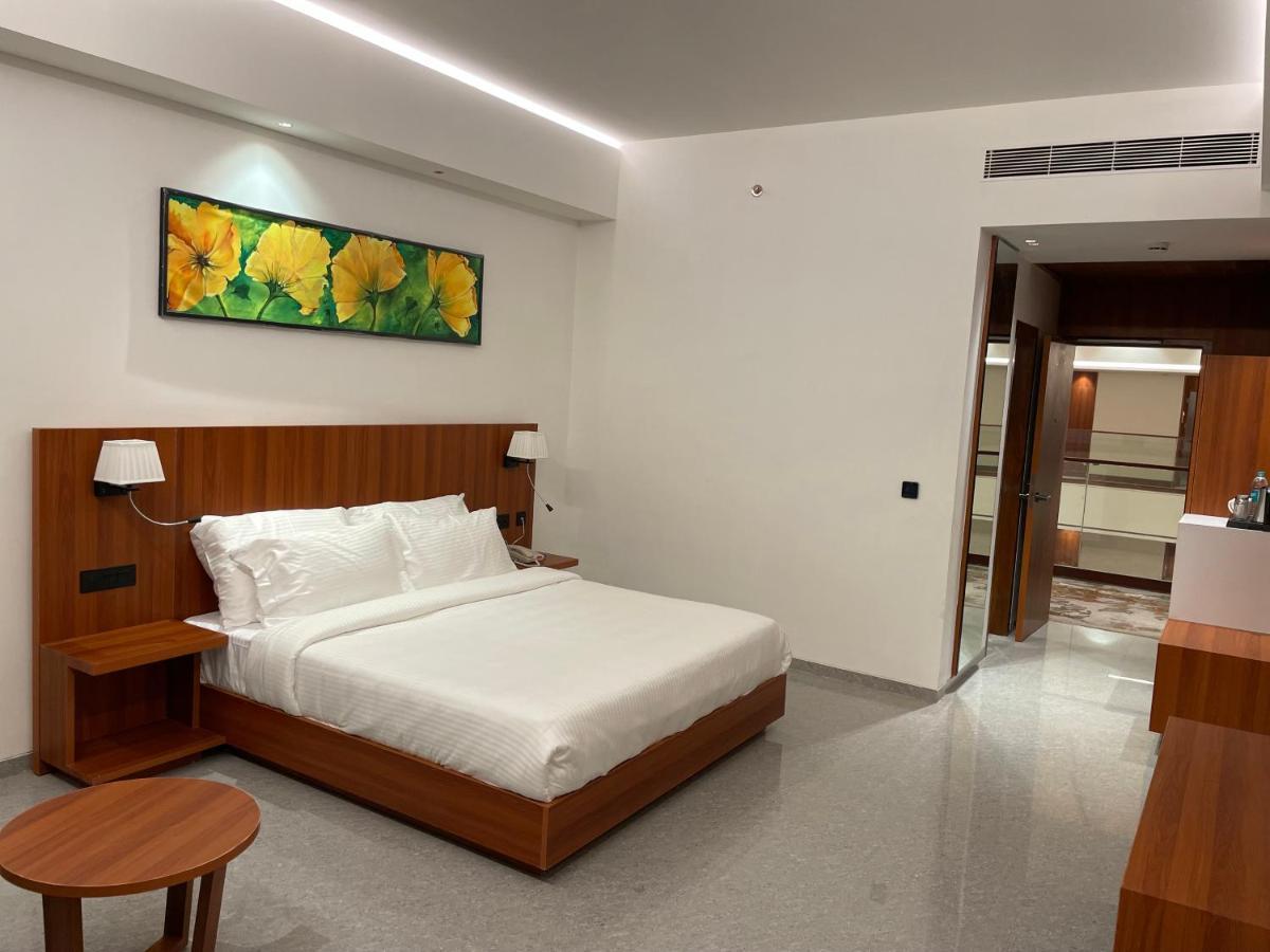 The Mars Resorts Meerut Exterior foto